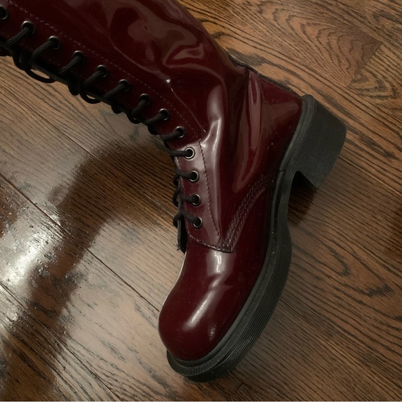 Super rare Dr martens knee high lace up boots - Picture 2 of 8